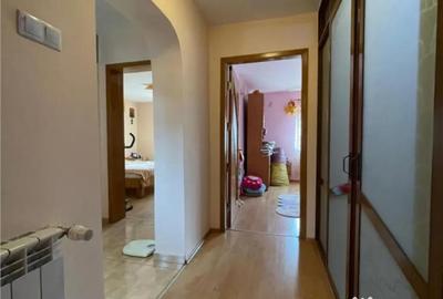 Casă cu 4 camere cu Teren 174 Mp în Central - 3