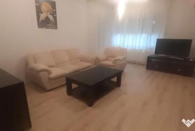 Apartament cu 3 camere semidecomandat în Central - 5