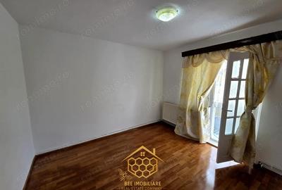 Apartament cu 3 camere decomandat în 1 Mai - 12