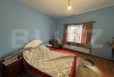 Casa de vanzare, cu 1100mp de teren