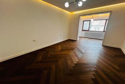 Casă individuală cu 12 camere cu Canalizare în Cotroceni - 15
