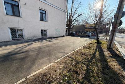 Apartament cu 3 camere decomandat în Central - 16