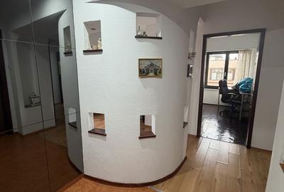 Apartament cu 3 camere decomandat în Ultracentral - 3