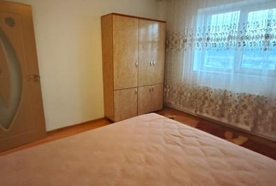 Inchiriez apartament - 4