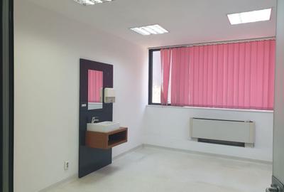 SPATIU CLINICA  SI BIROURI IN CLADIRE  LUX, PIATA VICTORIEI - 7