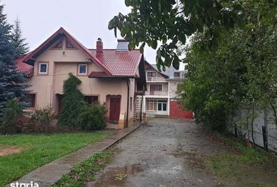 Casă cu Teren 1800 Mp în Vadu Moldovei - 2