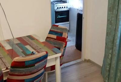 Garsoniera Nord , r-uri , mobilata si utilata ,etaj 2 , - 5