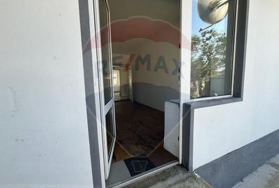 Proprietate de vanzare,  Stupini, potential rezidential sau comercial - 10