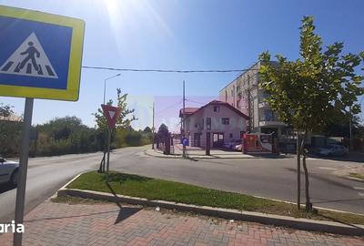 Casă cu 6 camere cu Teren 370 Mp în Glina