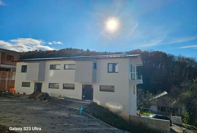 Casa duplex,  lângă Manastirea Tauti Casa duplex,  lângă Manastirea Tauti - 1