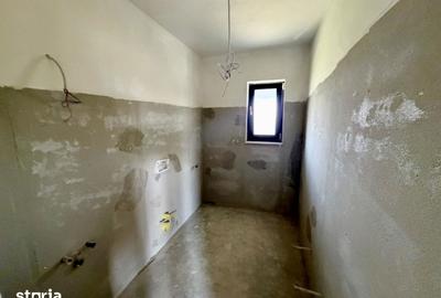 Casă cu 4 camere cu Teren 650 Mp în Bercu Roșu - 1
