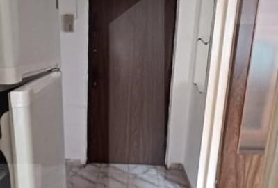 Garsoniera 25 mp, parter, ideala renovare, langa Plaza & metrou - 3