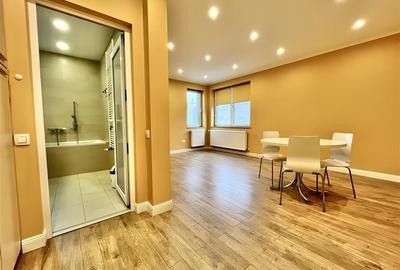 Apartament Decomandat Central cu 3 Camere potrivit unei S.C. Apartament Decomandat Central cu 3 Camere potrivit unei S.C. - 6