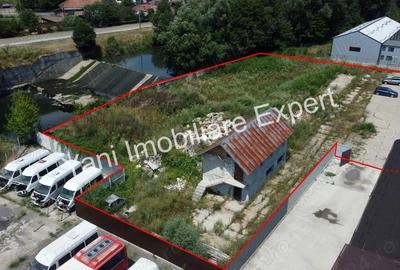 Teren de 3390 mp, în Central - 11