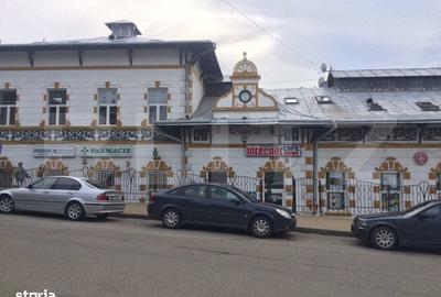 Spațiu comercial, de 3,000 mp, în Central - 2