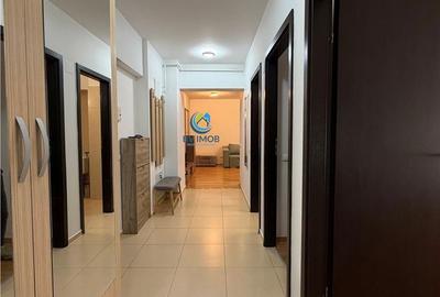 Apartament cu 3 camere decomandat în Astra - 3