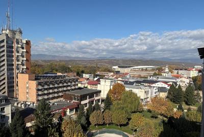 Apartament 3 camere, cu balcon generos, zona ULTRACENTRAL? - 1