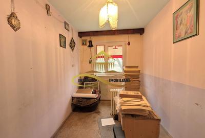 Vand apartament 3 camere, etaj 2, str. Panselelor - 7