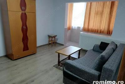 Garsonieră decomandată în Torontalului