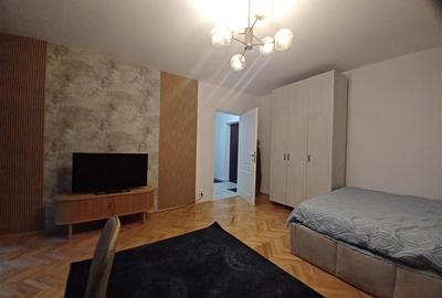 Garsonieră decomandată, mobilată în Central - 2