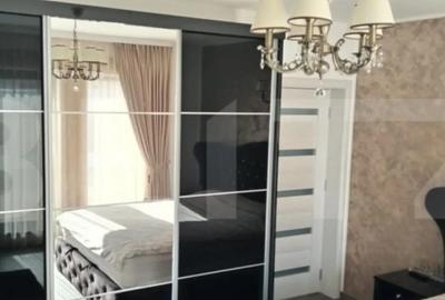 Casă cu 5 camere cu Teren 900 Mp în Priseaca - 10