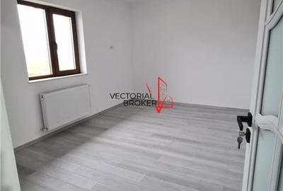 Casă cu 4 camere cu Teren 370 Mp în Central - 5