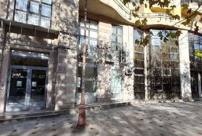 Vand Spatiu pe bd. Unirii stradal, spatiu pretabil club, bar sau clinica - 4