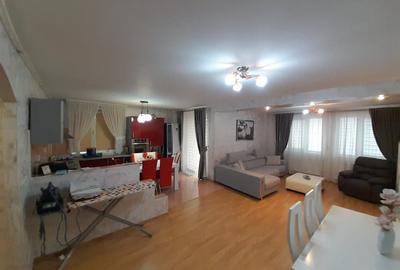 Apartament cu 3 camere decomandat, mobilat în Sud - 7