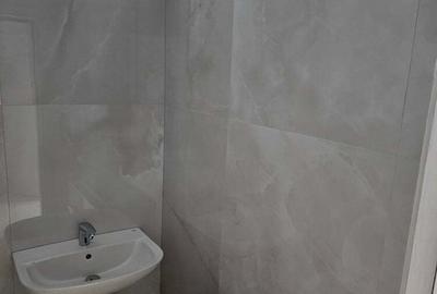 Spațiu comercial, de 500 mp, în Central - 4