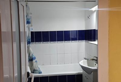 Apartament cu 2 camere decomandat în 1 Decembrie - 3