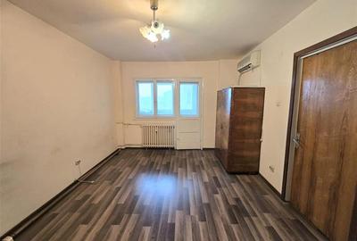 Apartament cu 4 camere decomandat în 1 Mai - 6