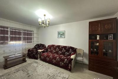 Apartament cu 3 camere decomandat în B-dul București - 1