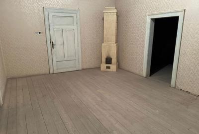 Casă cu 4 camere în Păuliș - 6