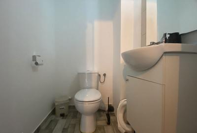 Apartament cu 3 camere decomandat în Micro 11 - 12