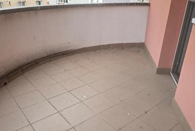 Apartament cu 2 camere decomandat în Ultracentral