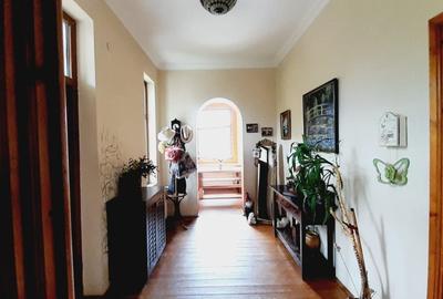 Casa 5 camere, D+P+M, ultracentral, zona deosebita, Campina, Prahova - 8