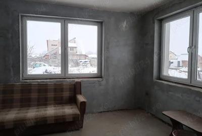 Casă cu Teren 480 Mp în Partoș - 5