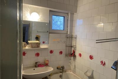 Apartament 4 camere , zona cetrala - Teatru Focsani ,123 mp - 9