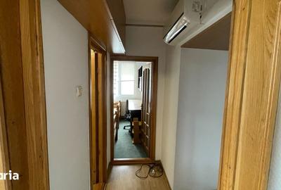 Apartament cu 4 camere în Central - 12