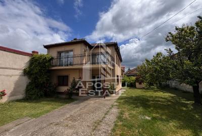 Casă individuală cu 8 camere cu Canalizare în Fratelia - 2