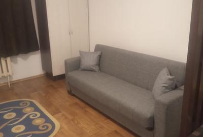 Garsoniera zona Viaduct - 2