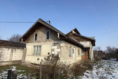 Casă cu 2 camere cu Teren 3700 Mp în Gămănești - 8