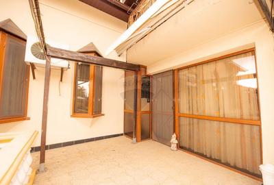 Casa / Vila cu piscina, 6 camere de vanzare in zona Central - 9