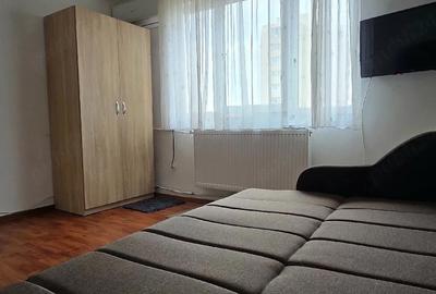 Garsonieră decomandată în Nicolina - 3