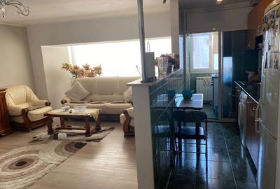 Apartament cu 3 camere decomandat, mobilat în Trocadero - 2