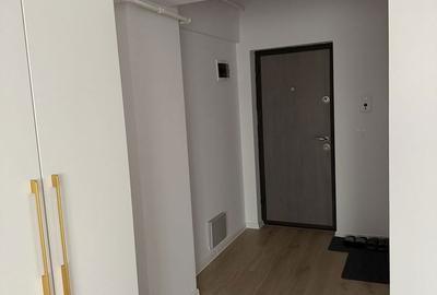 Apartament cu 3 camere semidecomandat în Central - 2