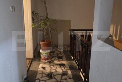 Casa cu 5 camere, 2 etaje, 145 mp zona Titulescu - 10