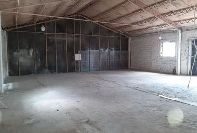 Spațiu industrial, de 225 mp, în Obor - 4