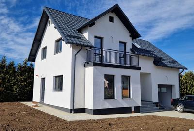 Casă cu 4 camere în Ipotești - 7