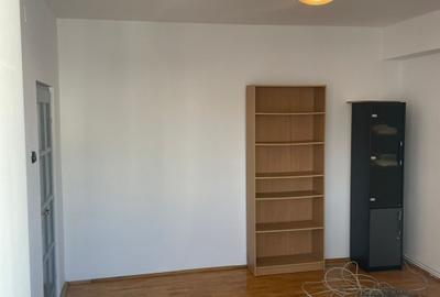 Apartament cu 4 camere decomandat, mobilat în Central - 10